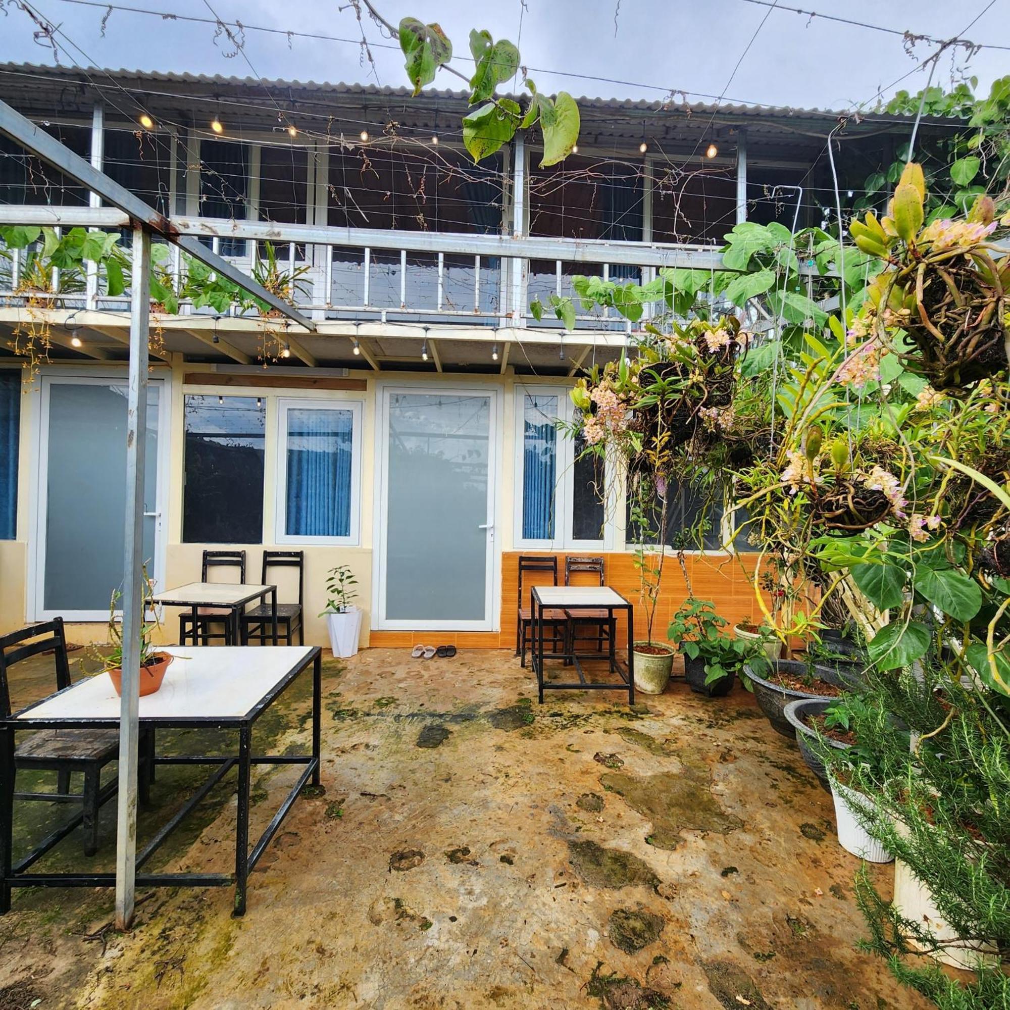 Bed and Breakfast Vuon Cua Me à Đà Lạt Extérieur photo